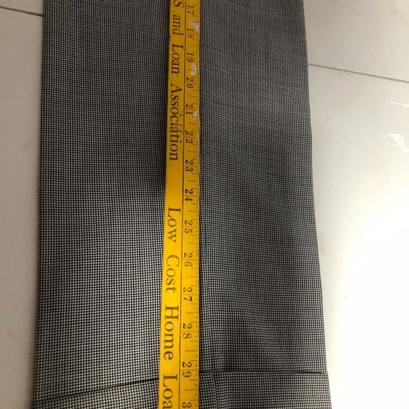 Ralph Lauren men’s pants 34 32 Like New - Picture 6 of 6